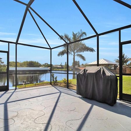 Pet Friendly Canal Front 3-Bedroom Grand Villa With Pool, Linai And Dock Порт-Шарлотт Экстерьер фото