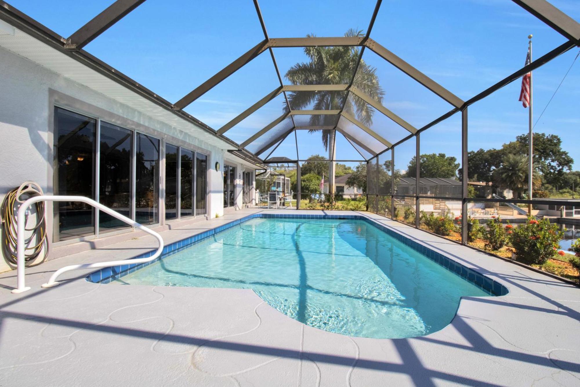 Pet Friendly Canal Front 3-Bedroom Grand Villa With Pool, Linai And Dock Порт-Шарлотт Экстерьер фото