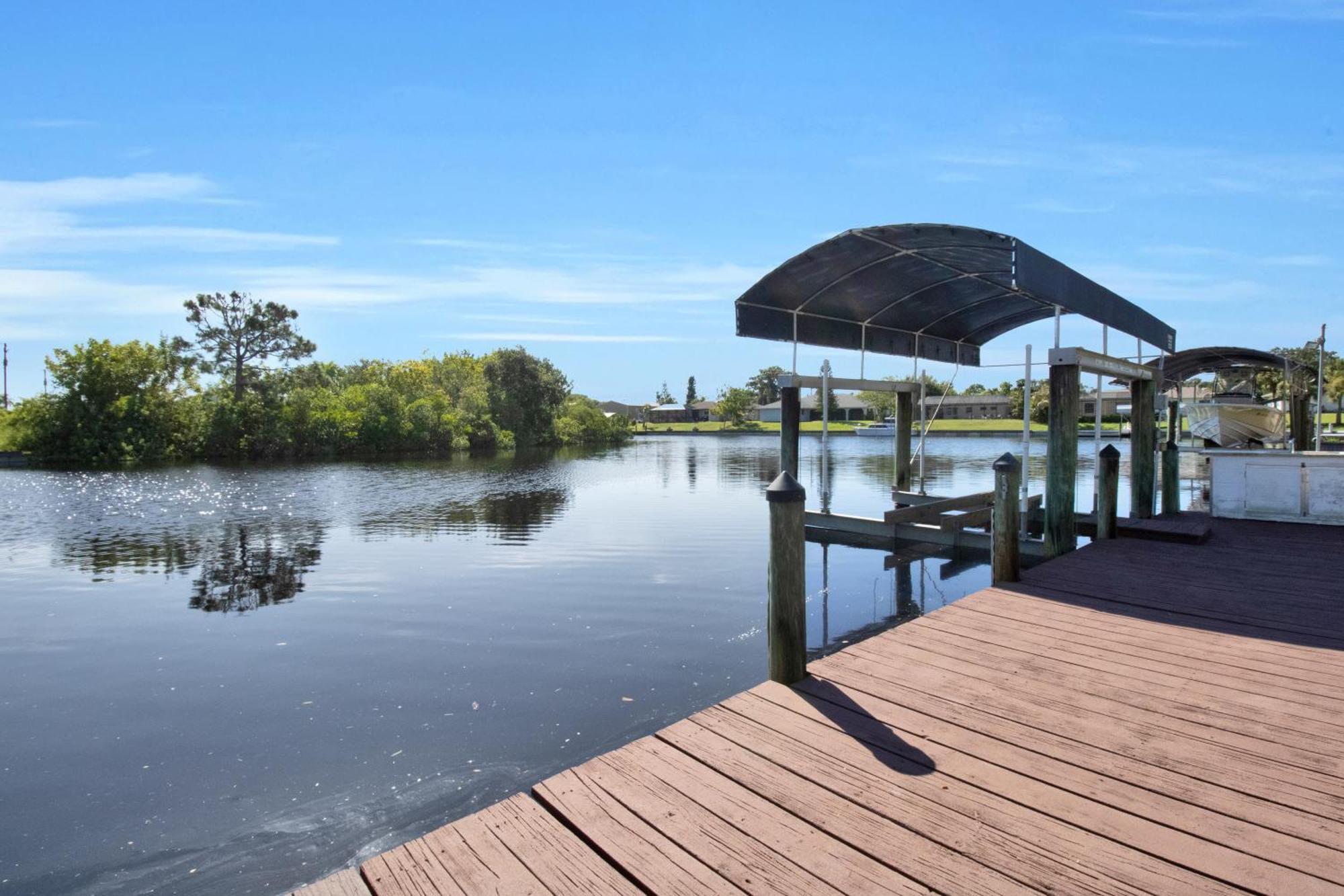 Pet Friendly Canal Front 3-Bedroom Grand Villa With Pool, Linai And Dock Порт-Шарлотт Экстерьер фото